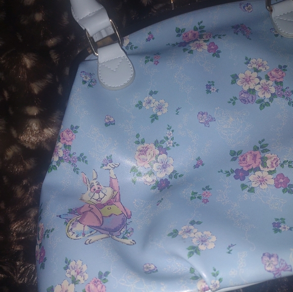 Alice In Wonderland Tokyo Japan Disney Special Edition Handbag - Picture 3 of 16